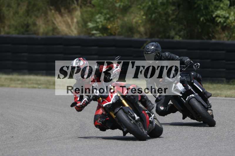 /21 17.06.2026  Ducati Schweiz Track Warmup ADR/Gruppe gelb/54
